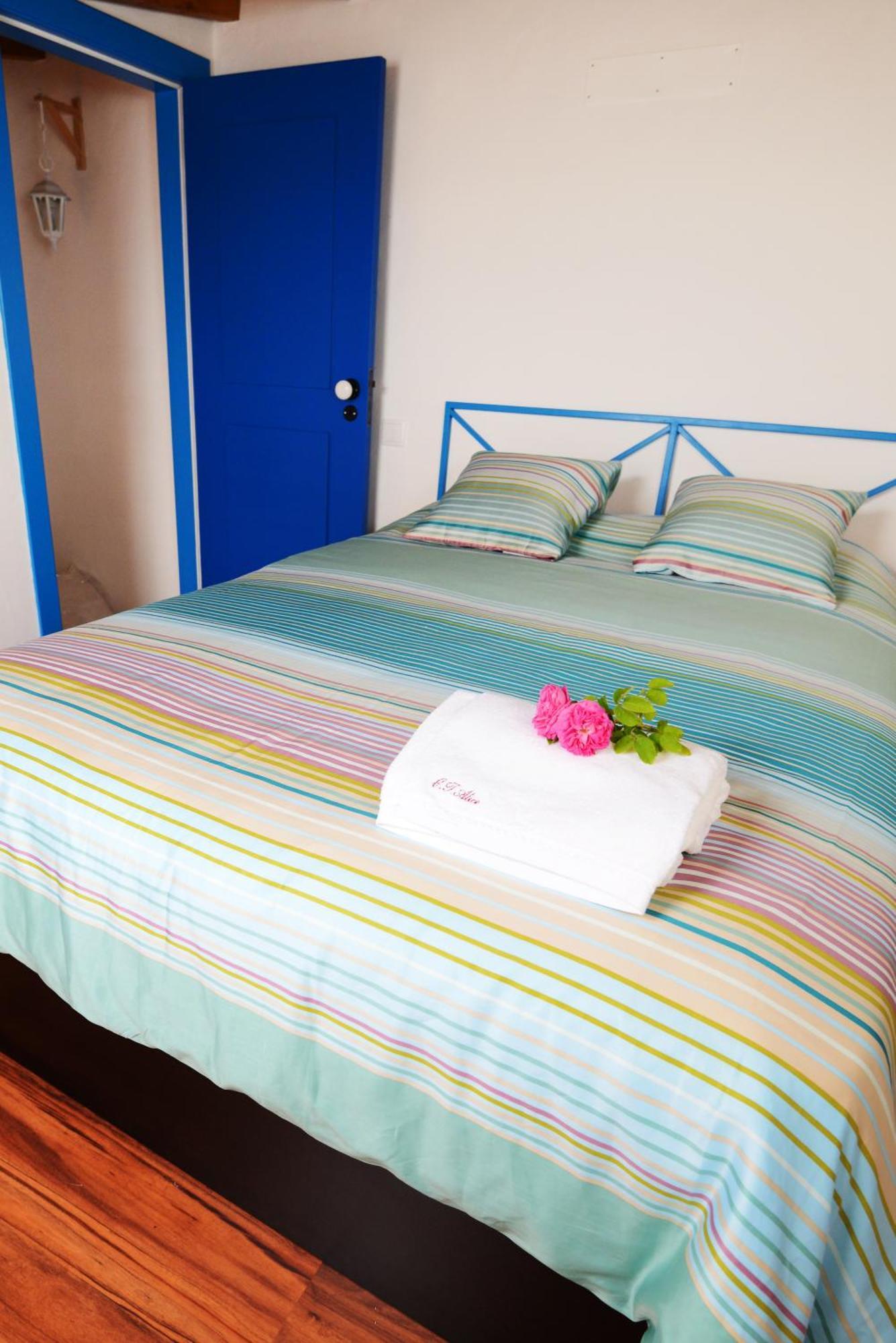 Casas Da Tia Alice - Casas De Campo Encantadoras Em マフラ エクステリア 写真